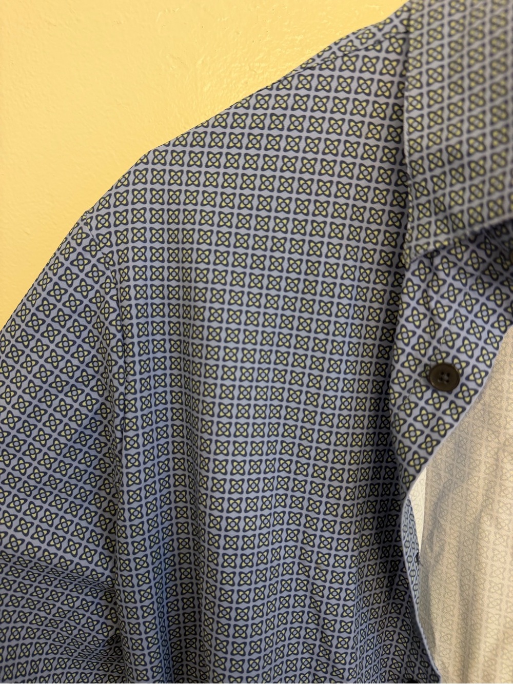 Mizzen+Main Performance Button-Down Shirt Blue Geometric Men’s Small - Picture 3 of 5